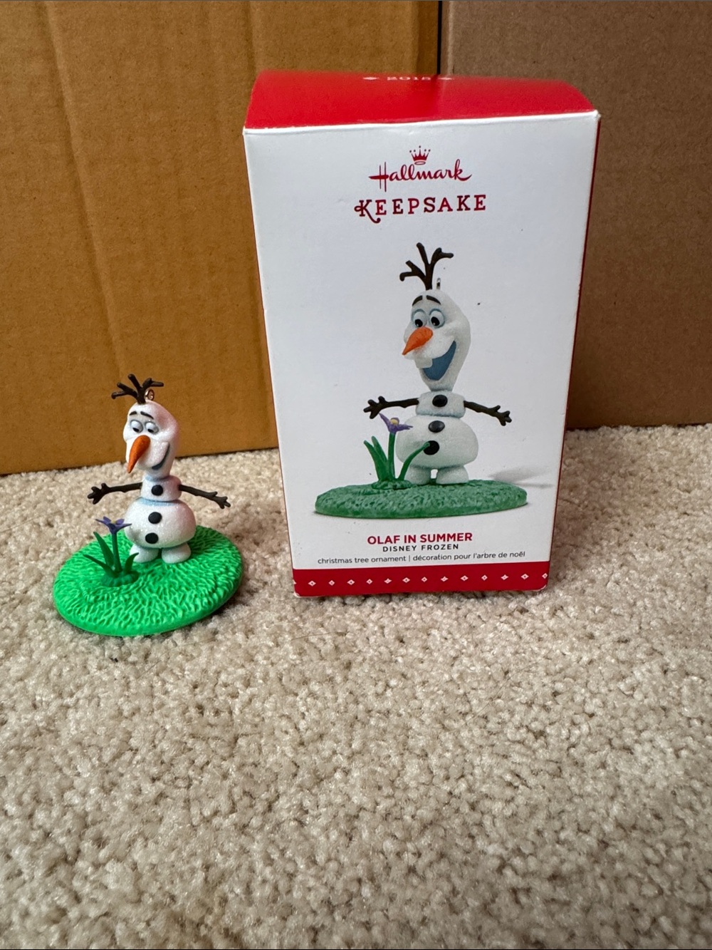 Hallmark Keepsake Olaf Summer Ornament - White, Green & Orange